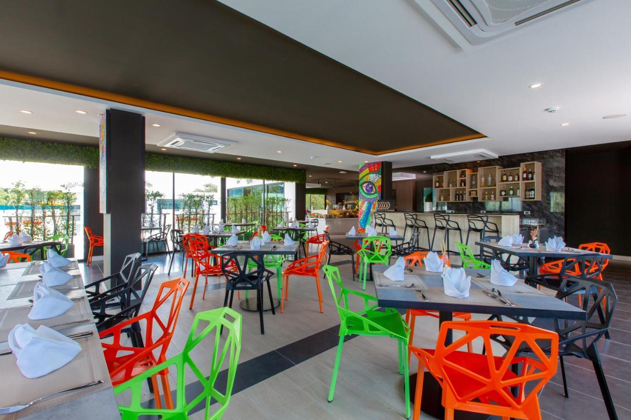 Utopia Naiharn Nai Harn Exterior photo